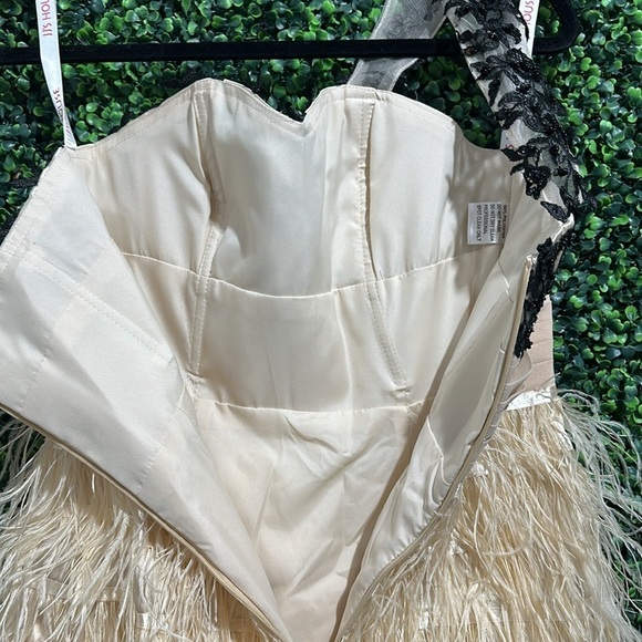 JJ's House Sheath/Column One-Shoulder Feather Cocktail Dress - Picture 10 of 16